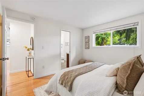 12019 NE 136th Pl Place Kirkland WA 98034