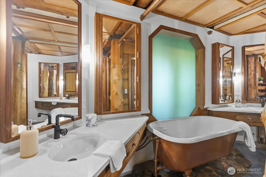 27346 Lake Cavanaugh Road Mount Vernon WA 98274