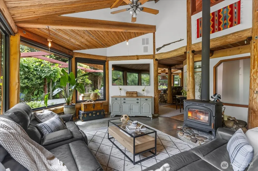 27346 Lake Cavanaugh Road Mount Vernon WA 98274