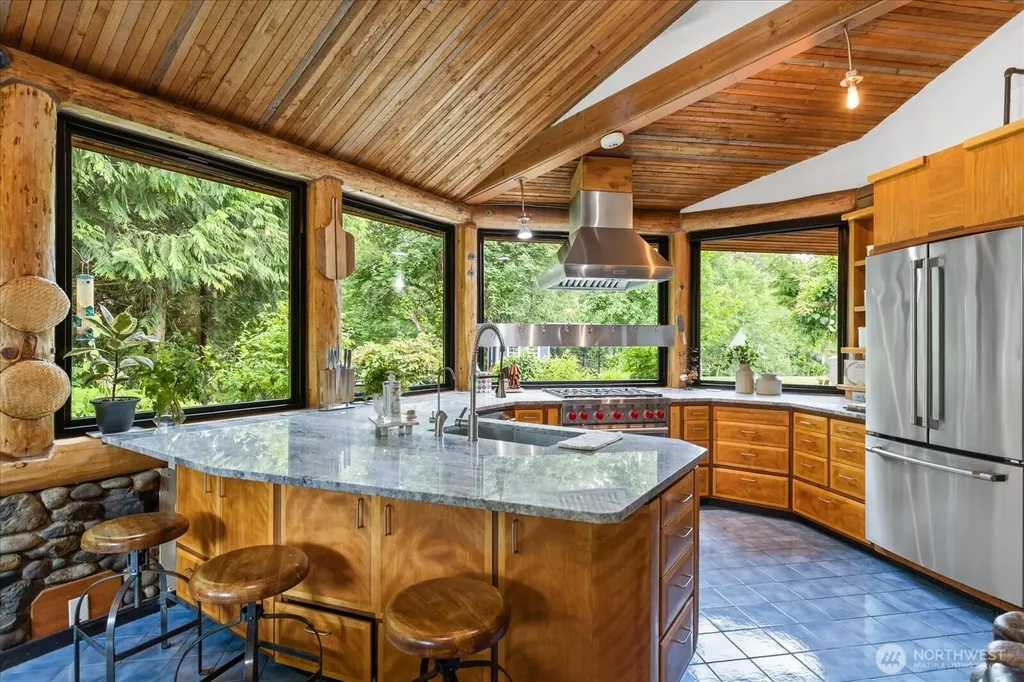 27346 Lake Cavanaugh Road Mount Vernon WA 98274