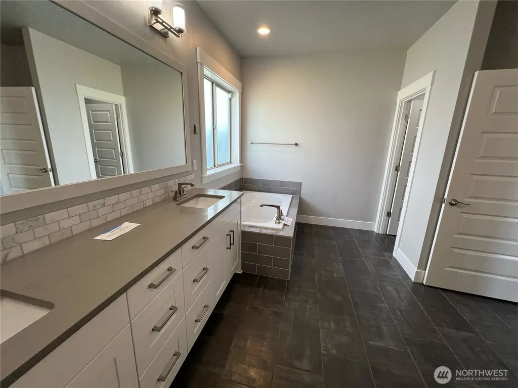 11227 Quiver Lane Pasco WA 99301