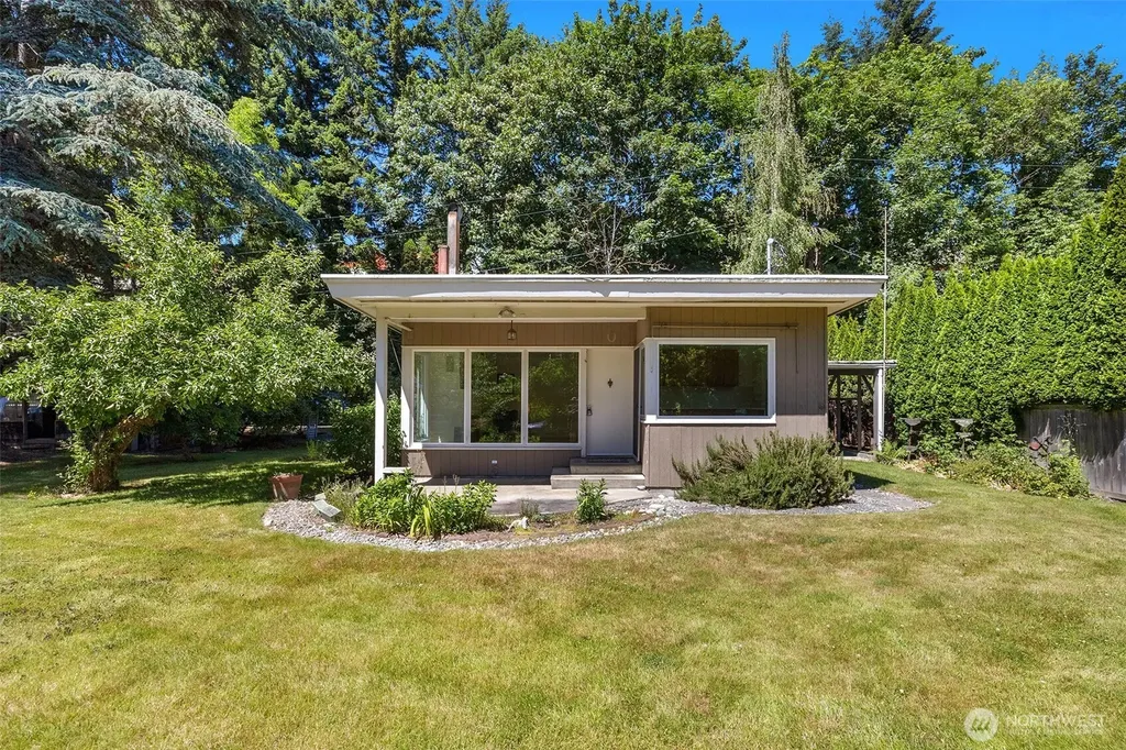 8833 NE Bothell Way Kenmore WA 98028