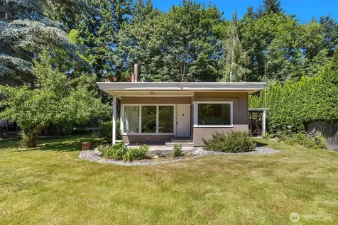 8833 NE Bothell Way Kenmore WA 98028