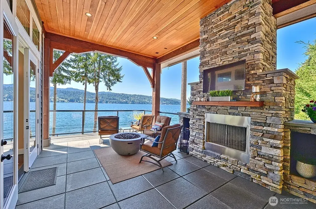 3042 Northshore Road Bellingham WA 98226