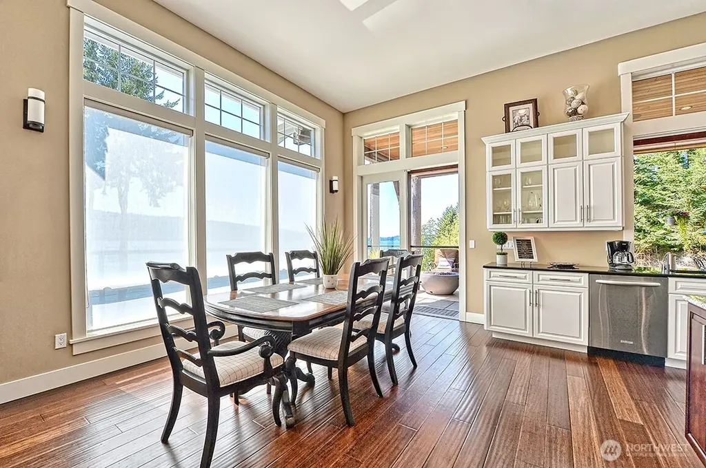 3042 Northshore Road Bellingham WA 98226
