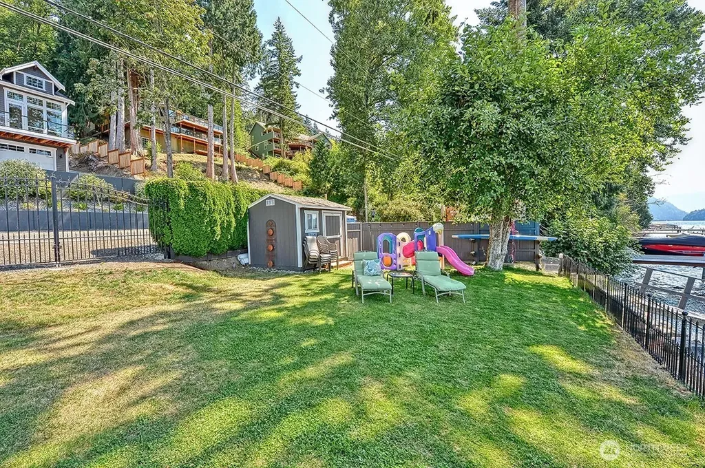 3042 Northshore Road Bellingham WA 98226