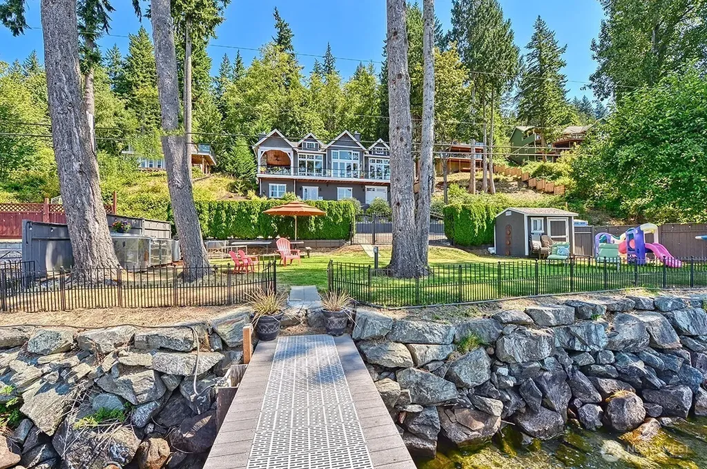 3042 Northshore Road Bellingham WA 98226
