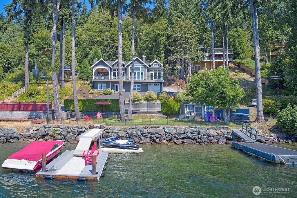 3042 Northshore Road Bellingham WA 98226