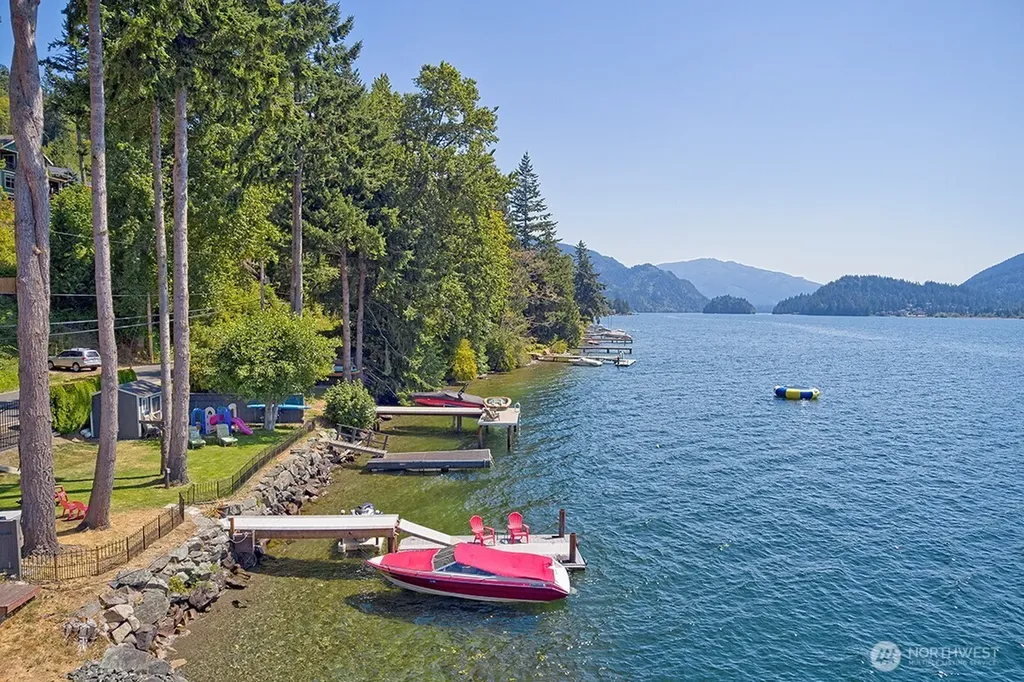 3042 Northshore Road Bellingham WA 98226