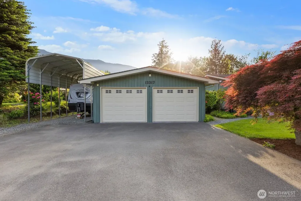 13317 SE 424th Avenue SE Avenue North Bend WA 98045