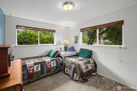 13317 SE 424th Avenue SE Avenue North Bend WA 98045