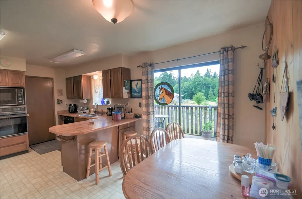 5283 SE Lynch Road Shelton WA 98584