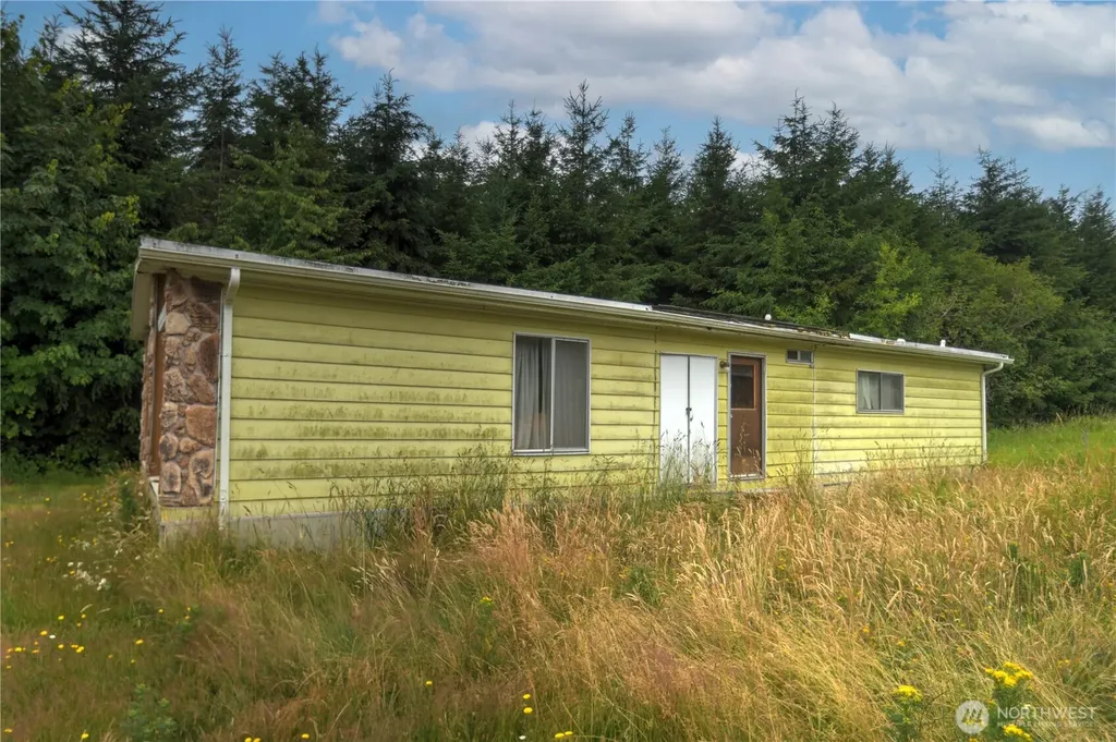 5283 SE Lynch Road Shelton WA 98584