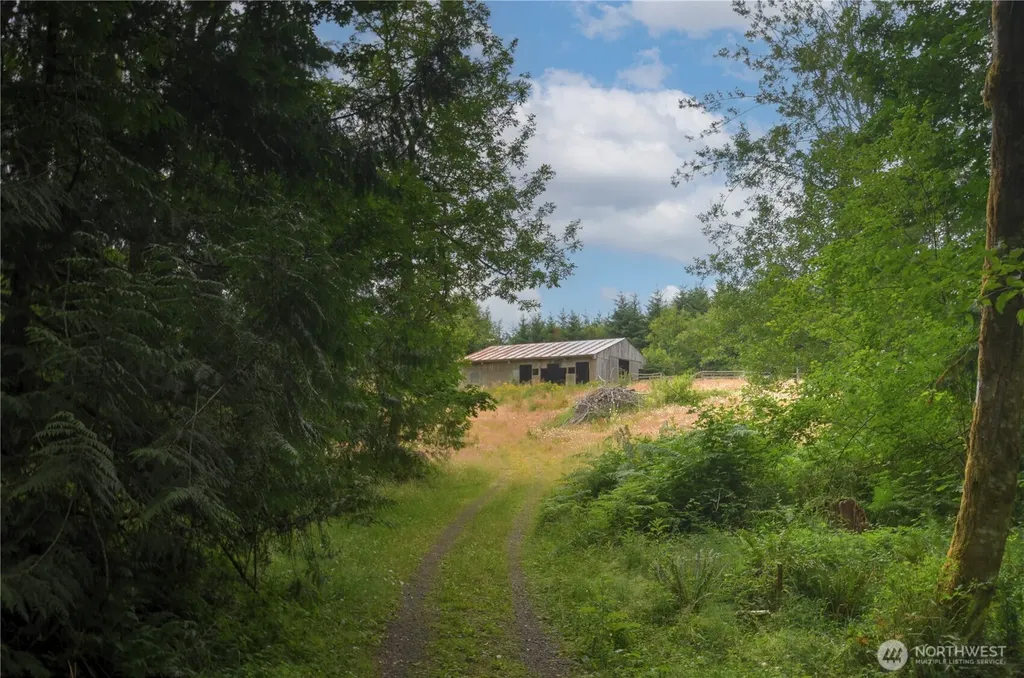 5283 SE Lynch Road Shelton WA 98584
