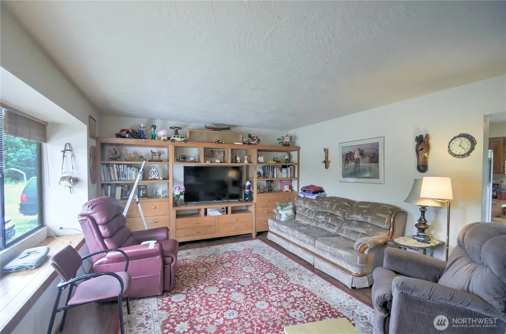 5283 SE Lynch Road Shelton WA 98584