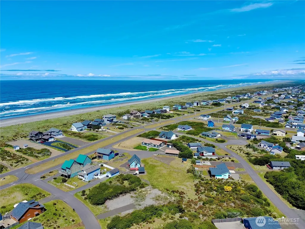 1241 Channel Avenue SW Ocean Shores WA 98569