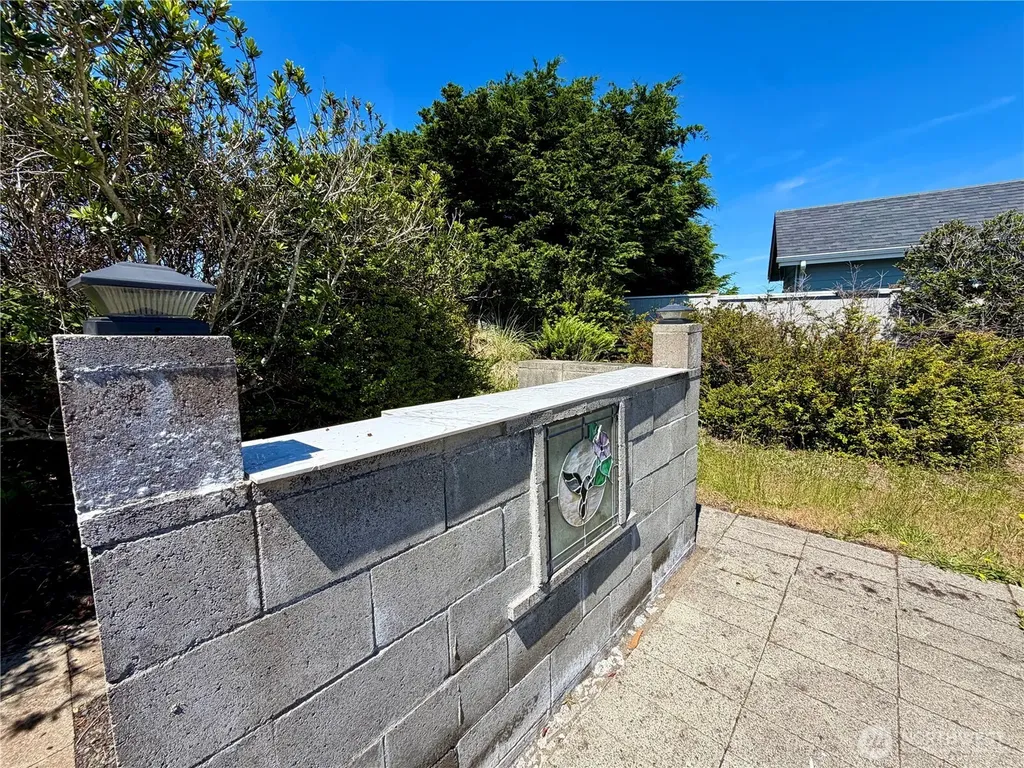 1241 Channel Avenue SW Ocean Shores WA 98569
