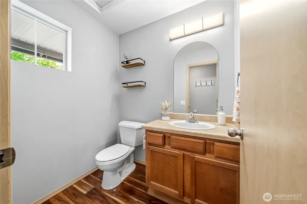 629 Ruby Peak Avenue Mount Vernon WA 98273