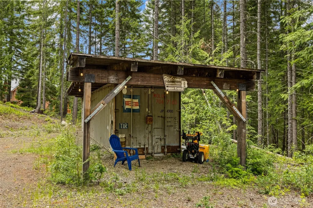 861 Via Kachess Road Easton WA 98925