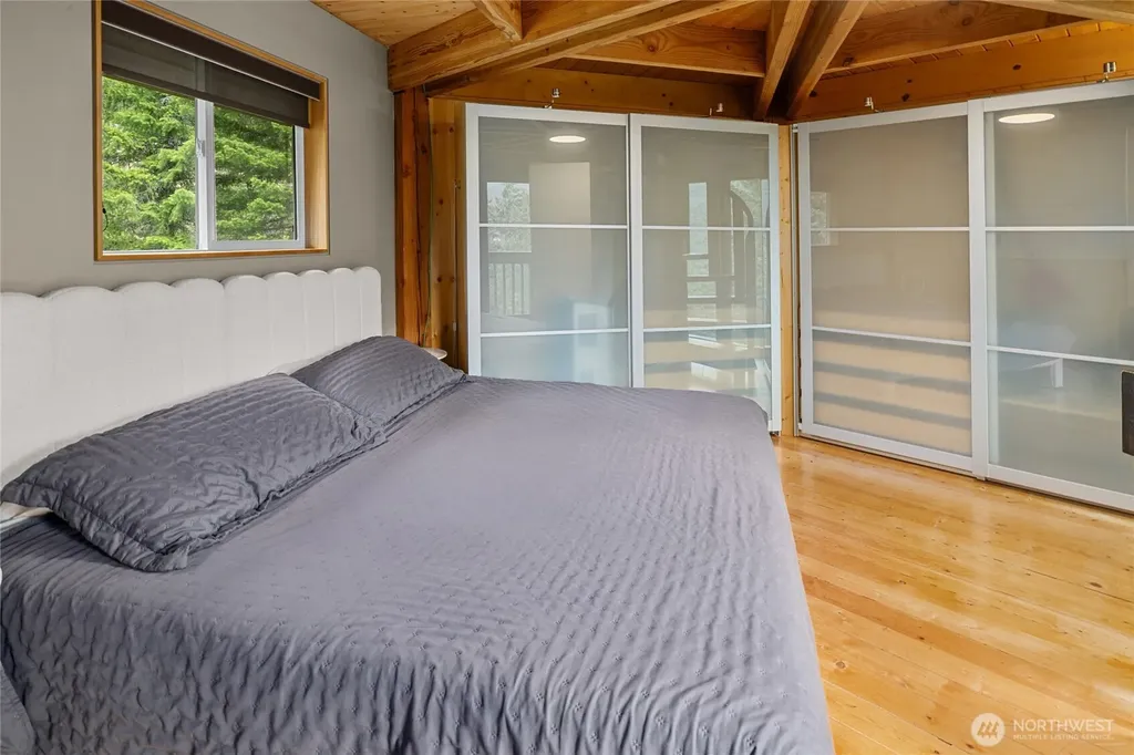 861 Via Kachess Road Easton WA 98925