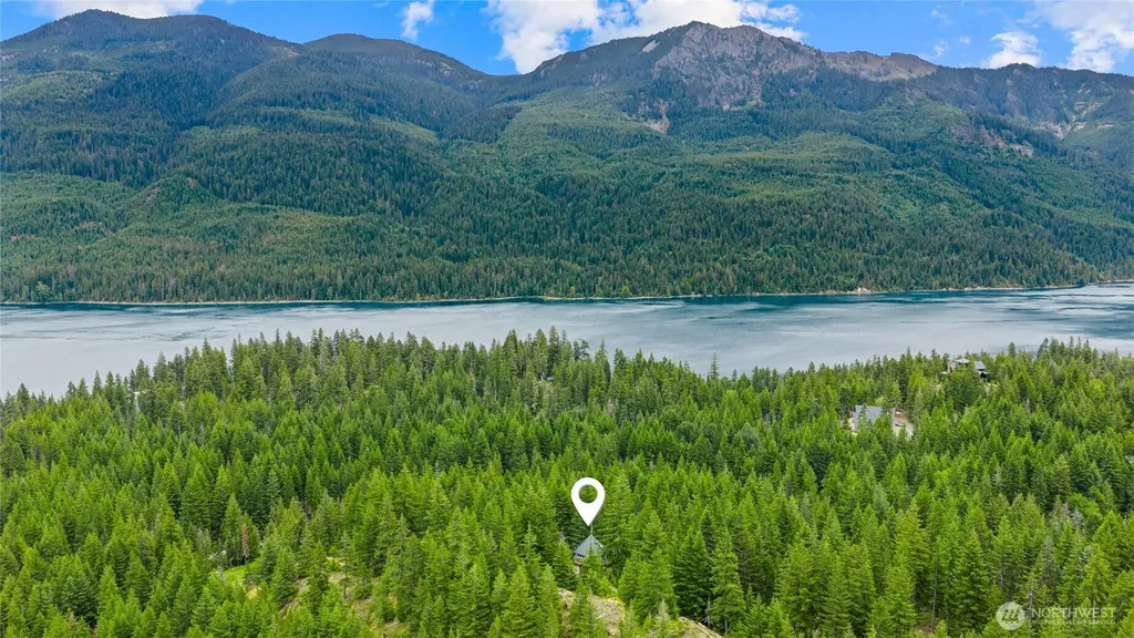 861 Via Kachess Road Easton WA 98925
