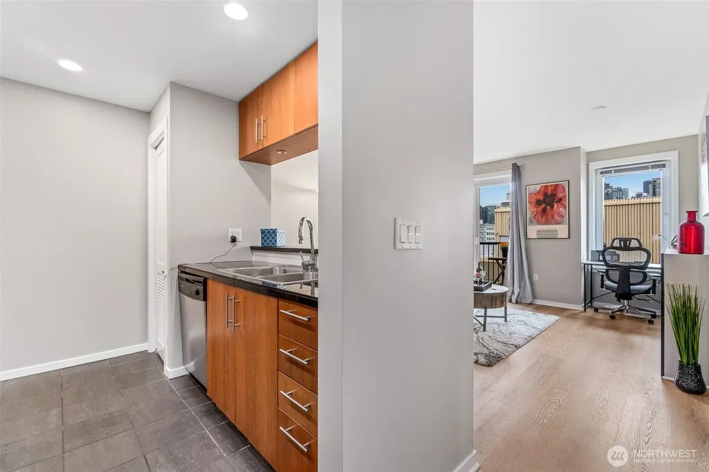 2721 1st Avenue Seattle WA 98121
