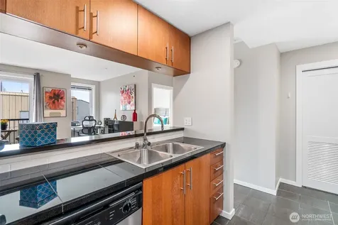 2721 1st Avenue Seattle WA 98121