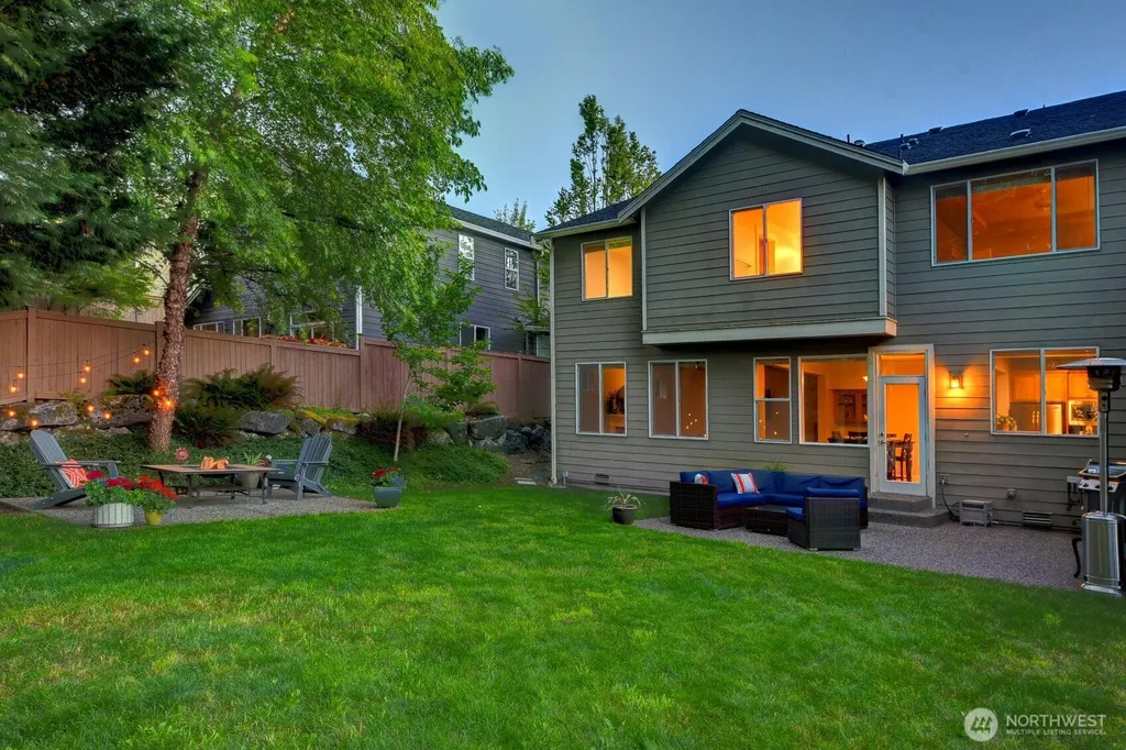6214 Douglas Avenue SE Snoqualmie WA 98065