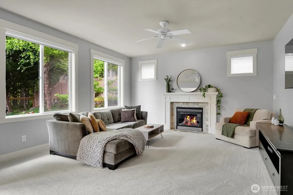 6214 Douglas Avenue SE Snoqualmie WA 98065