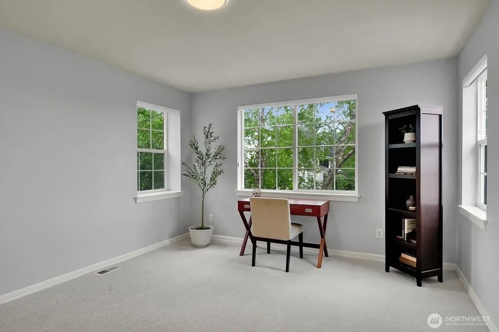 6214 Douglas Avenue SE Snoqualmie WA 98065