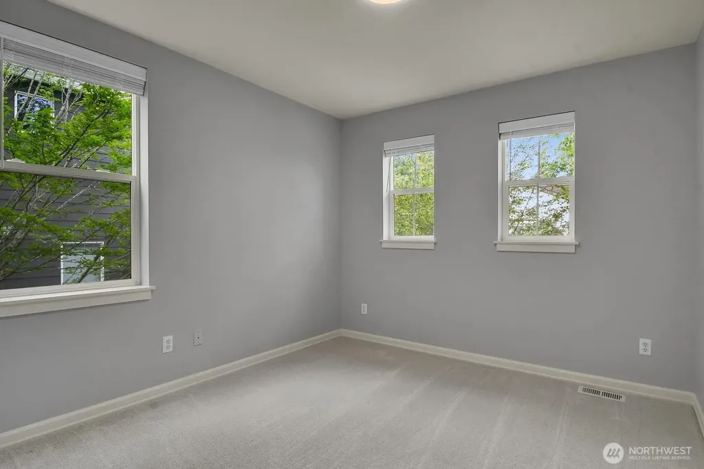 6214 Douglas Avenue SE Snoqualmie WA 98065
