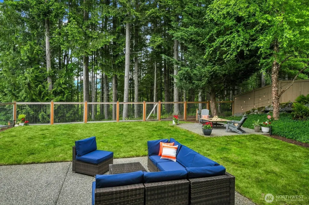 6214 Douglas Avenue SE Snoqualmie WA 98065