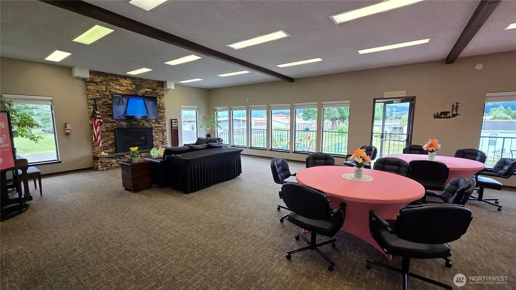 920 Cottonwood Drive Enumclaw WA 98022