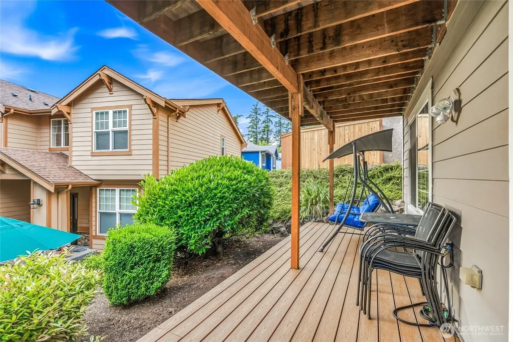 8218 NE 187th Way Kenmore WA 98028