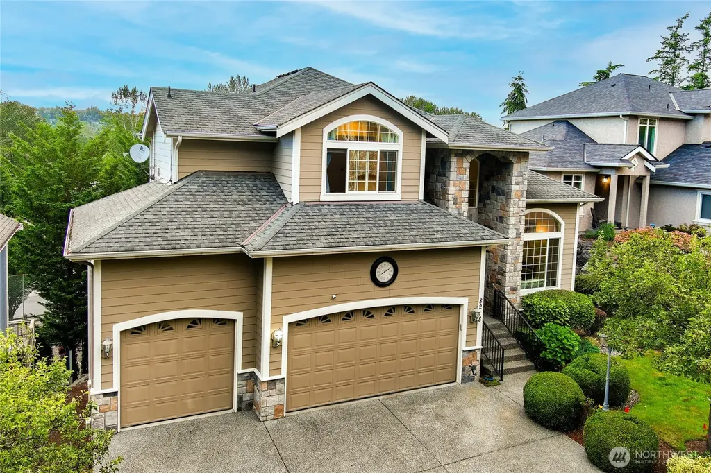 8218 NE 187th Way Kenmore WA 98028