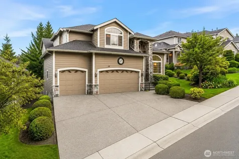8218 NE 187th Way Kenmore WA 98028