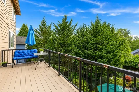 8218 NE 187th Way Kenmore WA 98028