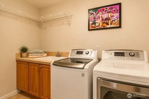 8218 NE 187th Way Kenmore WA 98028