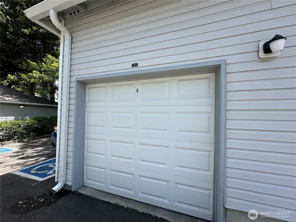 33020 10th Avenue SW Federal Way WA 98023