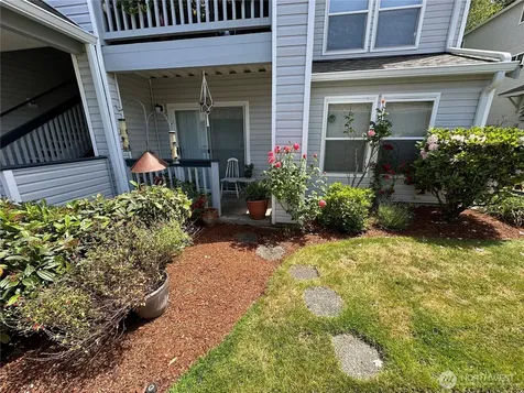 33020 10th Avenue SW Federal Way WA 98023