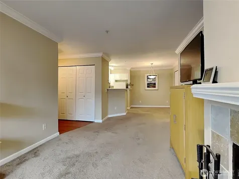 33020 10th Avenue SW Federal Way WA 98023