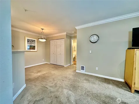 33020 10th Avenue SW Federal Way WA 98023