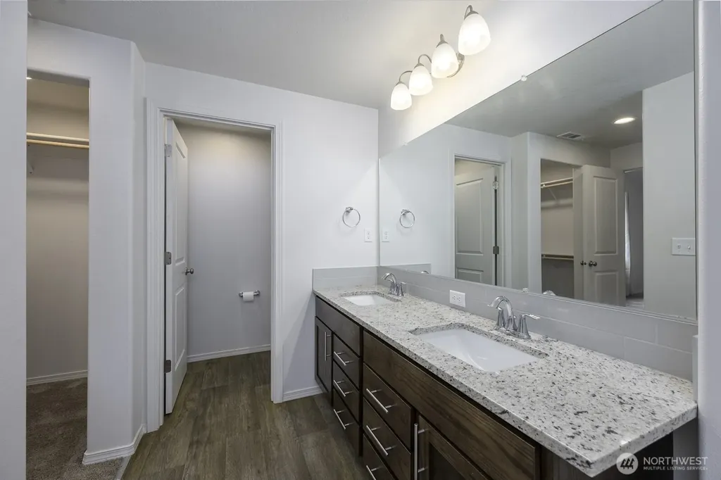 1013 W Maple Drive Moses Lake WA 98837