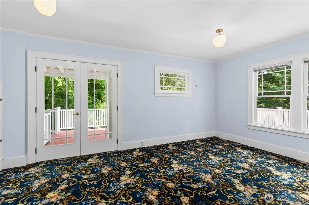18608 101st Avenue NE Bothell WA 98011