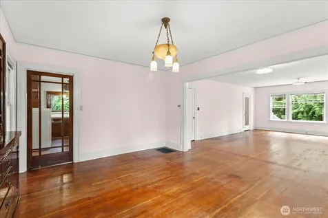 18608 101st Avenue NE Bothell WA 98011