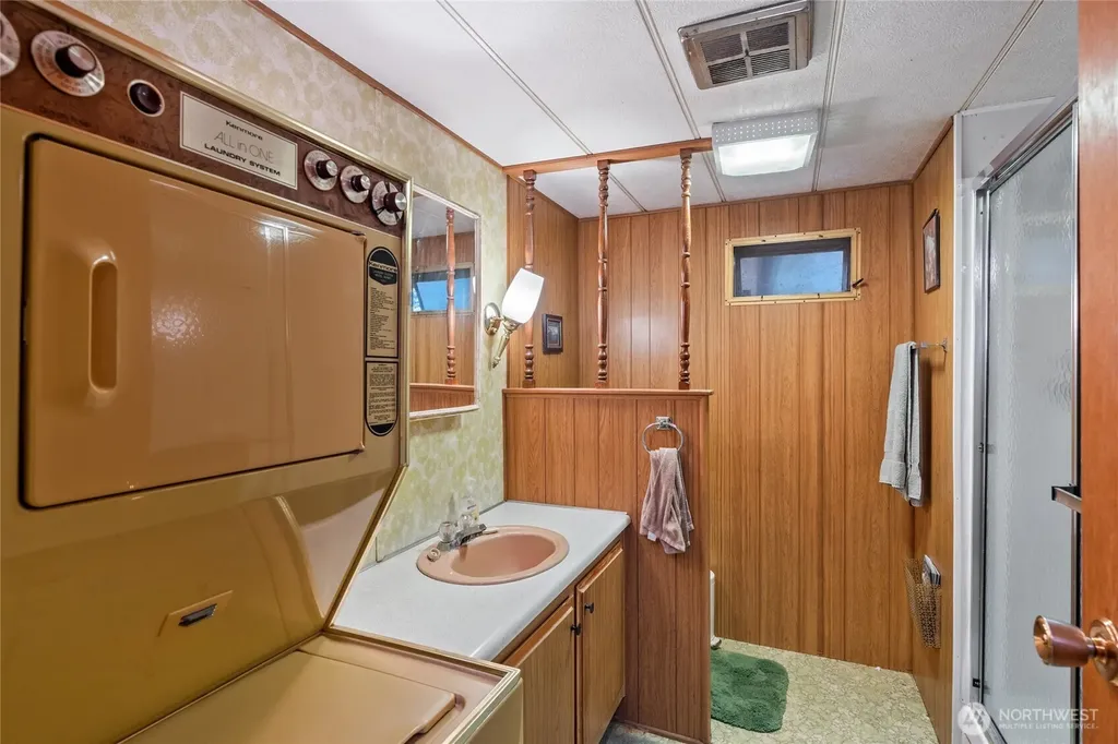 146 Paradise Drive Ashford WA 98304
