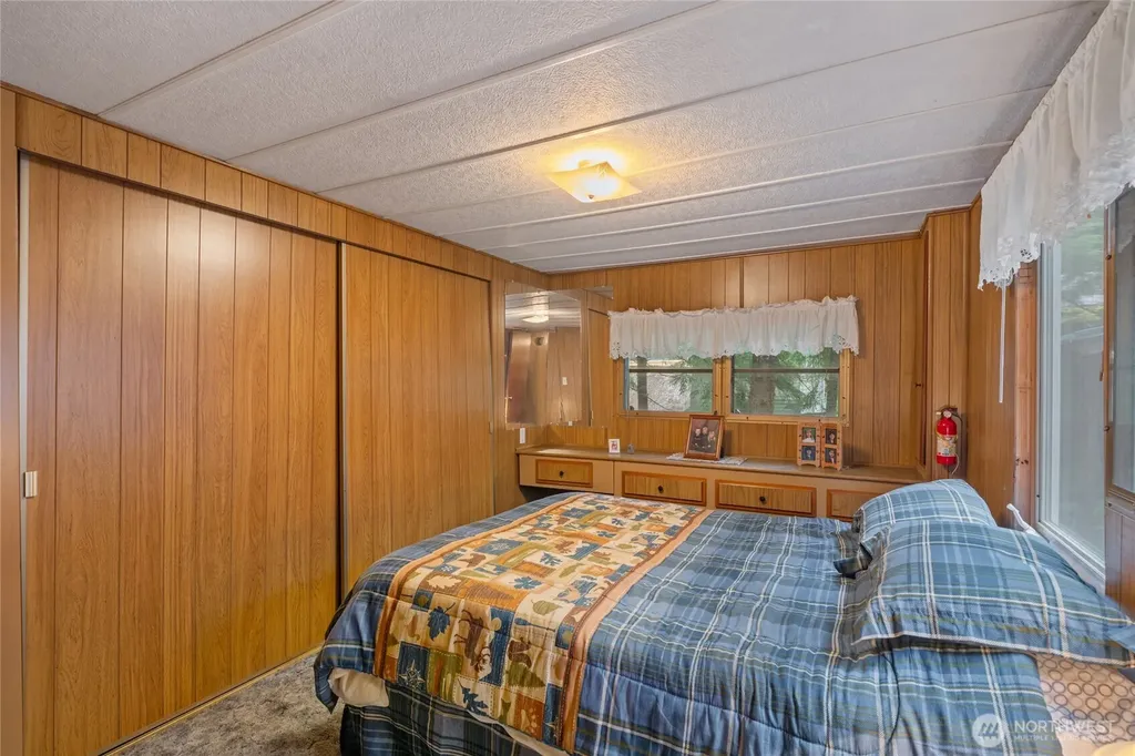 146 Paradise Drive Ashford WA 98304