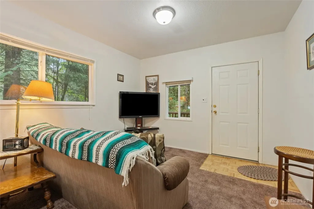 146 Paradise Drive Ashford WA 98304