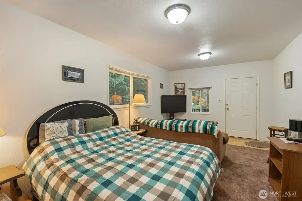 146 Paradise Drive Ashford WA 98304
