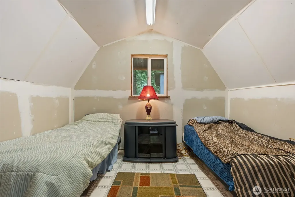 146 Paradise Drive Ashford WA 98304